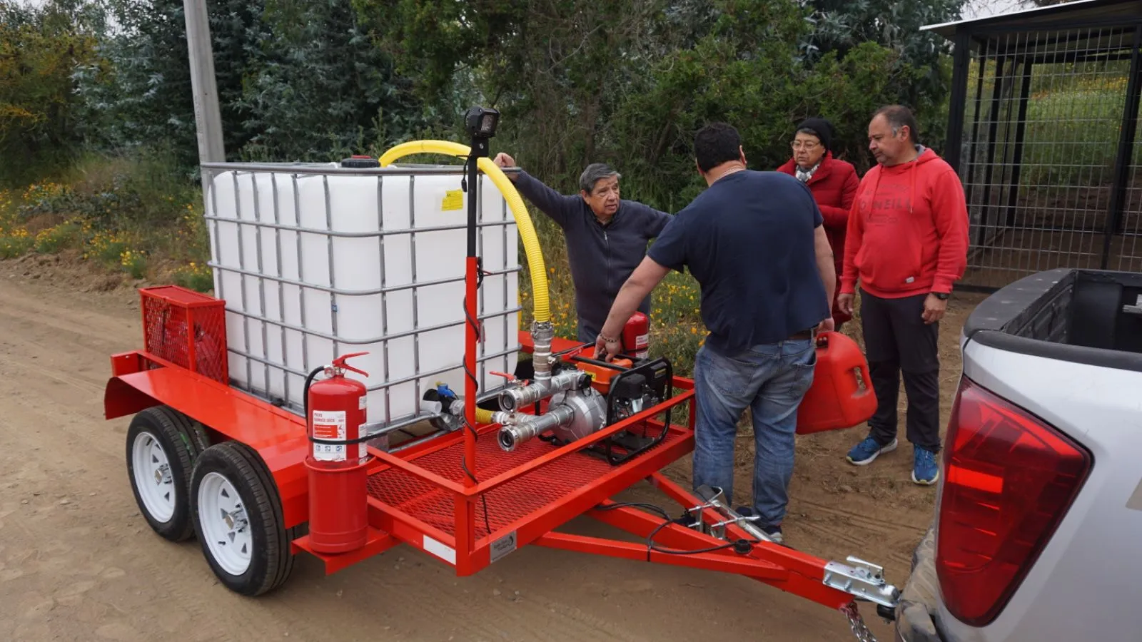 Entrega y capacitación en el uso del carro contra incendios de alta presión